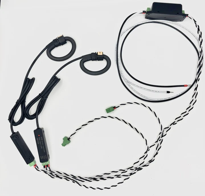 Pair of 200A Flexible Sensors for Vue 3 Home Energy Monitor (Power Supply Included) - Image 5